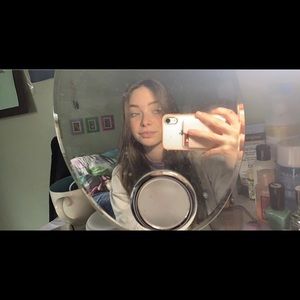 Meet your Posher, Mackenzie